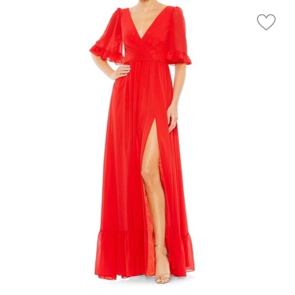 Ieena for Mac Duggal Stunning Red Ruffled V-neck Slit Gown - NWT - Size 0 - Picture 1 of 16